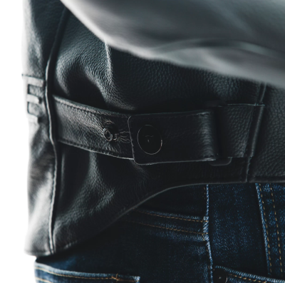 Мотокуртка кожаная