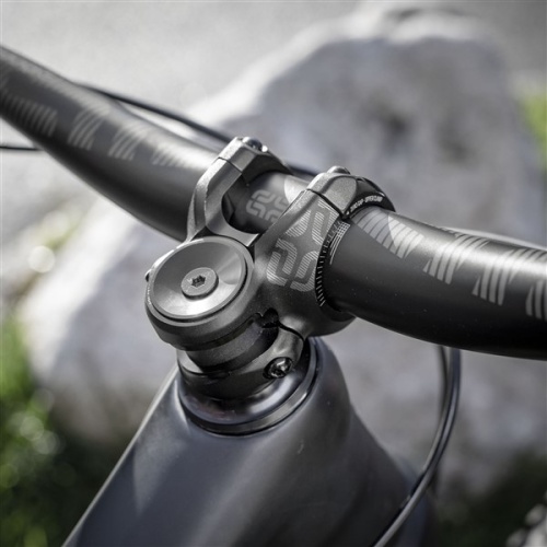 Вынос E Thirteen Plus Stem 40x0°x35 Black (ST1UPA-100) фото в интернет-магазине FrontFlip.Ru