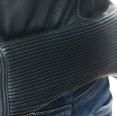 Куртка кожаная Dainese ZAURAX LEATHER JACKET Black фото в интернет-магазине FrontFlip.Ru