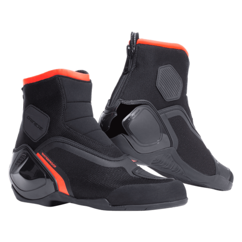 DAINESE Ботинки DINAMICA D-WP 628 BLK/FLUO-RED фото в интернет-магазине FrontFlip.Ru