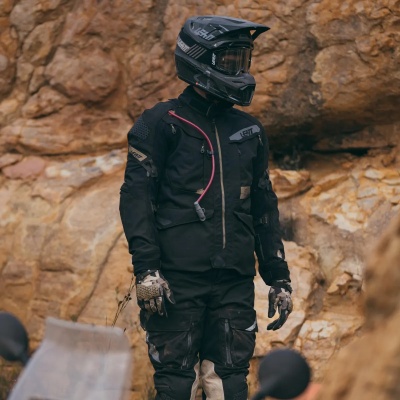 Мотокуртка Leatt ADV MultiTour 7.5 Jacket Stealth фото в интернет-магазине FrontFlip.Ru