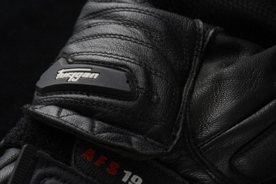[FURYGAN] Перчатки AFS-19 кожа, цвет Черный фото в интернет-магазине FrontFlip.Ru