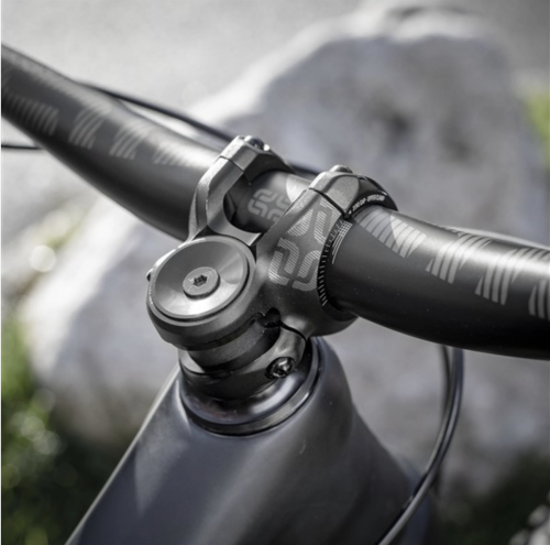 Руль E Thirteen Race Carbon Handlebar 800х20х35mm Black (HA1URA-100) фото в интернет-магазине FrontFlip.Ru