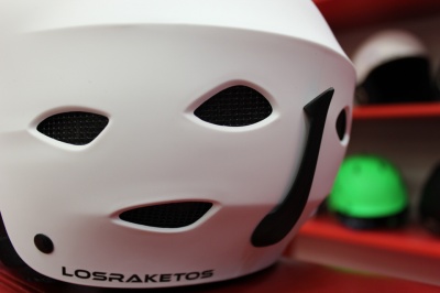 Горнолыжный шлем Los Raketos ONYX WHITE фото в интернет-магазине FrontFlip.Ru