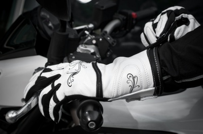 перчатки SHIMA MODENA WHITE фото в интернет-магазине FrontFlip.Ru